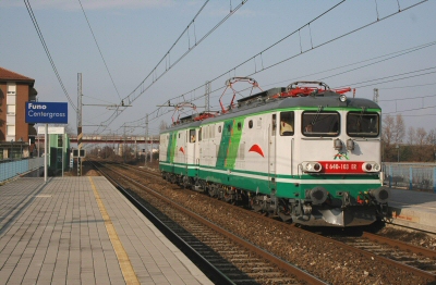 {short description of image}